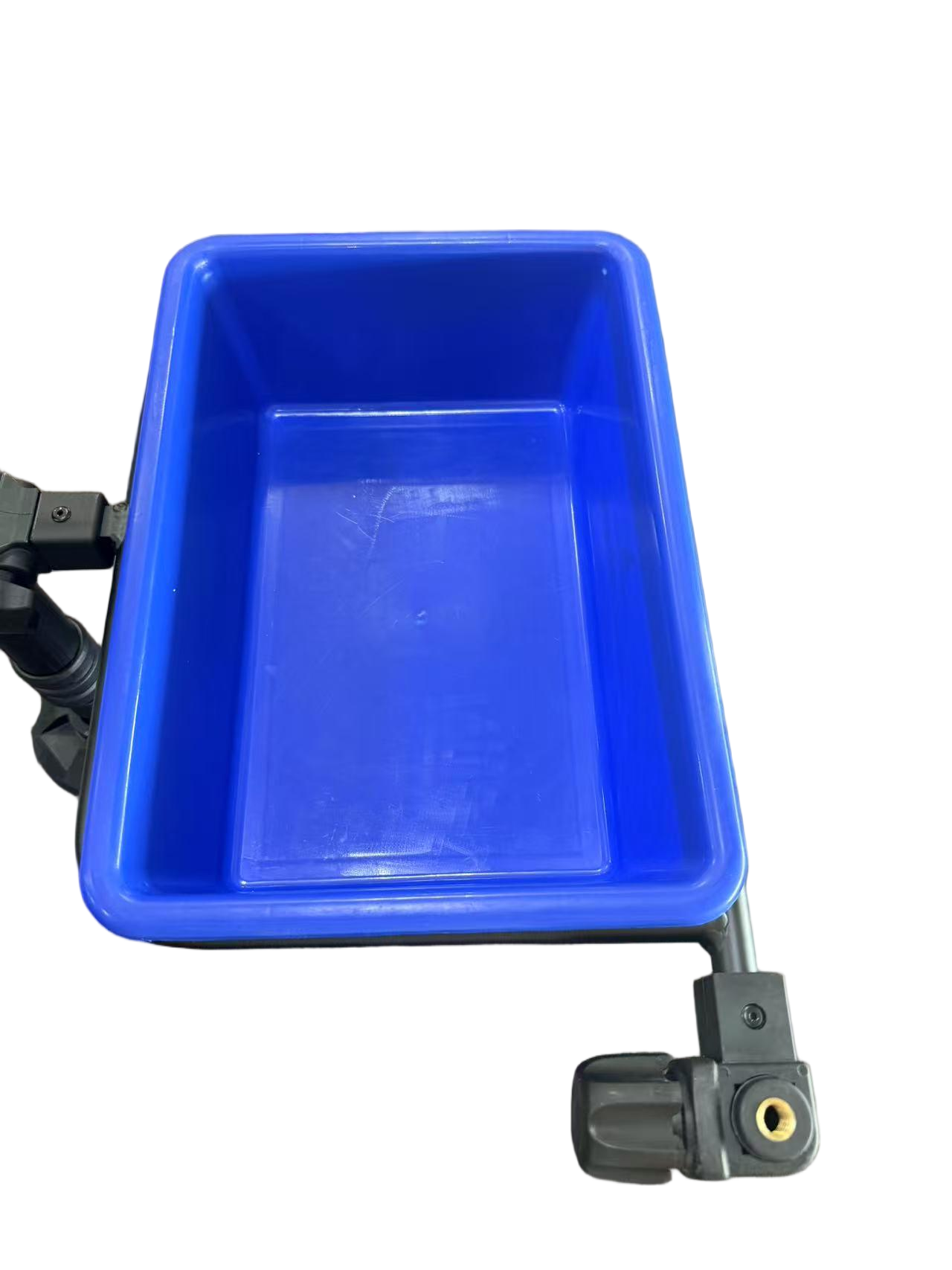 Емкость EastShark навесная TST 006S