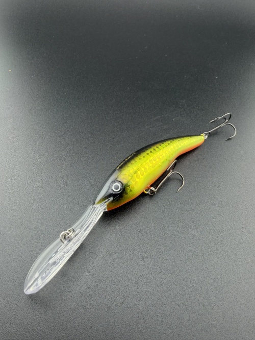 Воблер EastShark Deep Minnow 70F #05